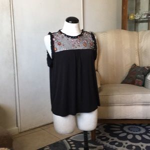 Sleeveless blouse
